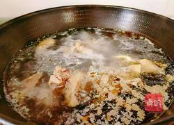 红枣海鲜菇鸡汤的做法图解3