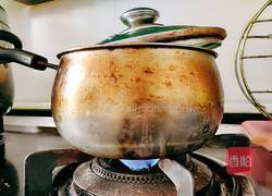 养生哈密瓜火龙果甜汤的做法图解8