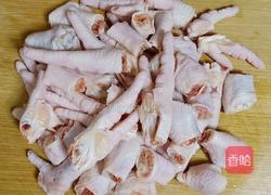 凉拌鸡爪的做法图解1