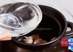 排骨山药玉米胡萝卜汤的做法图解8