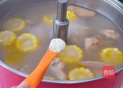 玉米板栗鸡汤的做法图解5