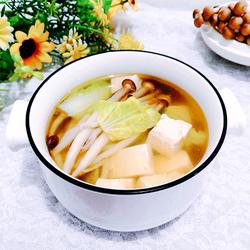 蟹味菇白菜豆腐汤的做法[图]