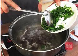 韭菜猪血汤的做法图解3