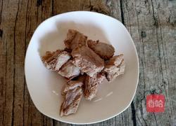 排骨焖饭的做法图解3