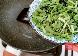 韭菜煎鸡蛋的做法图解3