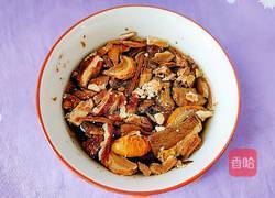 大脚菌山药鸭肉汤的做法图解3