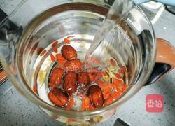 当归红枣枸杞汤的做法图解7