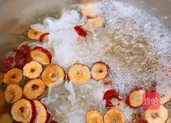 Illustration of making red date and wolfberry tea 3