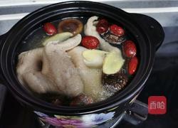 麦冬香菇炖鸡汤的做法图解8