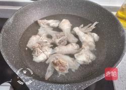 榛蘑炖鸡汤的做法图解5