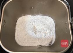 椰蓉吐司的做法图解2