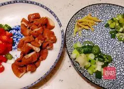 Illustration of how to make Spicy and Sour Fatty Sausage 1