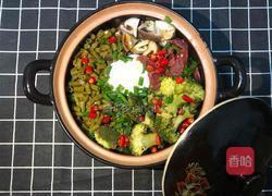 香肠煲仔饭的做法图解6