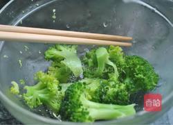 香肠煲仔饭的做法图解3