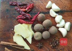 自制卤猪脸皮的做法图解2