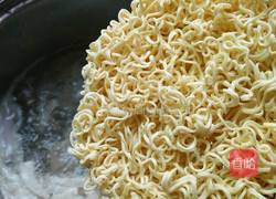 香辣豆芽肉片面的做法图解9