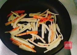 简约不简单的蟹棒滑蛋的做法图解3