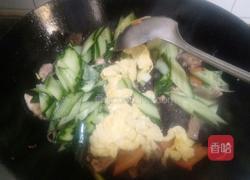 猪肉炒杂蔬的做法图解6