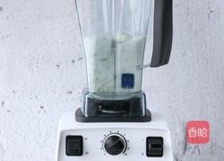 西兰花浓汤的做法图解4