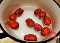 银耳红枣羹的做法图解3