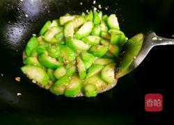 丝瓜炒肉片的做法图解5