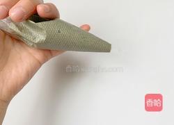 8个月加宝宝辅食：鸡肉黑芝麻酱面线的做法图解4