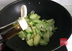 佛手瓜炒鸡蛋的做法图解7