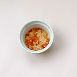 8个月以上宝宝辅食：茄汁小花粒粒面的做法[图]