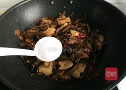 茶树菇炒五花肉的做法图解9
