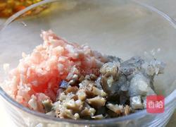 海参鲜虾肉馄饨的做法图解4