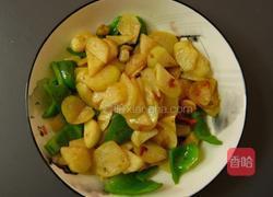 青椒炒茭白的做法图解5