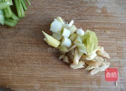 娃娃菜炖冻豆腐的做法图解4