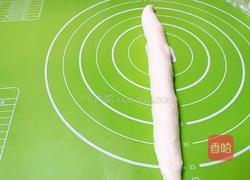 冬季—圣诞花环面包的做法图解12