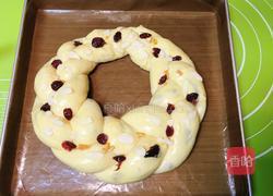 冬季—圣诞花环面包的做法图解18