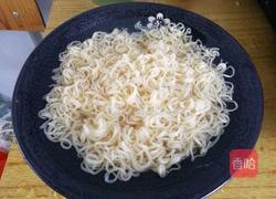 炒面条的做法图解2