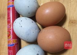 松花蒸蛋的做法图解1