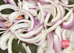 洋葱炒鸭肉的做法图解7
