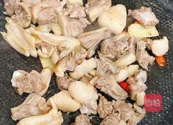洋葱炒鸭肉的做法图解8