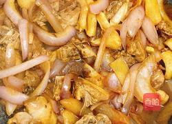 洋葱炒鸭肉的做法图解12