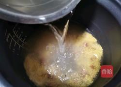 莲子百合小米粥的做法图解3