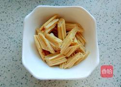 芹菜炒腐竹的做法图解2