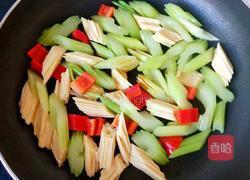 芹菜炒腐竹的做法图解7