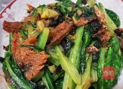 豆豉鲮鱼油麦菜的做法图解5