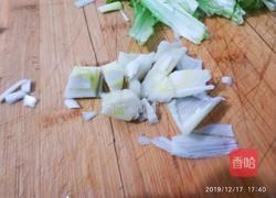 豆豉鲮鱼油麦菜的做法图解2