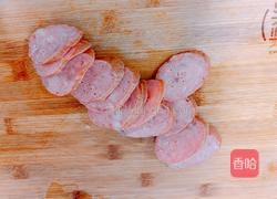 红肠凉拌花生米的做法图解2