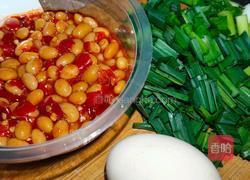 荷包蛋炒腊八豆的做法图解1