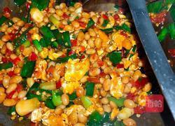 荷包蛋炒腊八豆的做法图解5