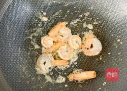 一岁宝宝辅食：虾油面（超级鲜）的做法图解5