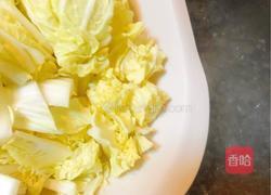 白菜木耳炒肉的做法图解1