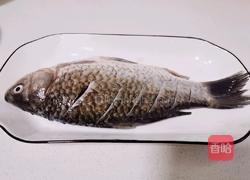 萝卜丝鲫鱼汤的做法图解1